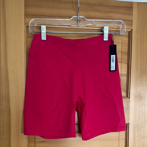 Oner Active Unified Wrap Shorts M Berry Bloom - Picture 4 of 6